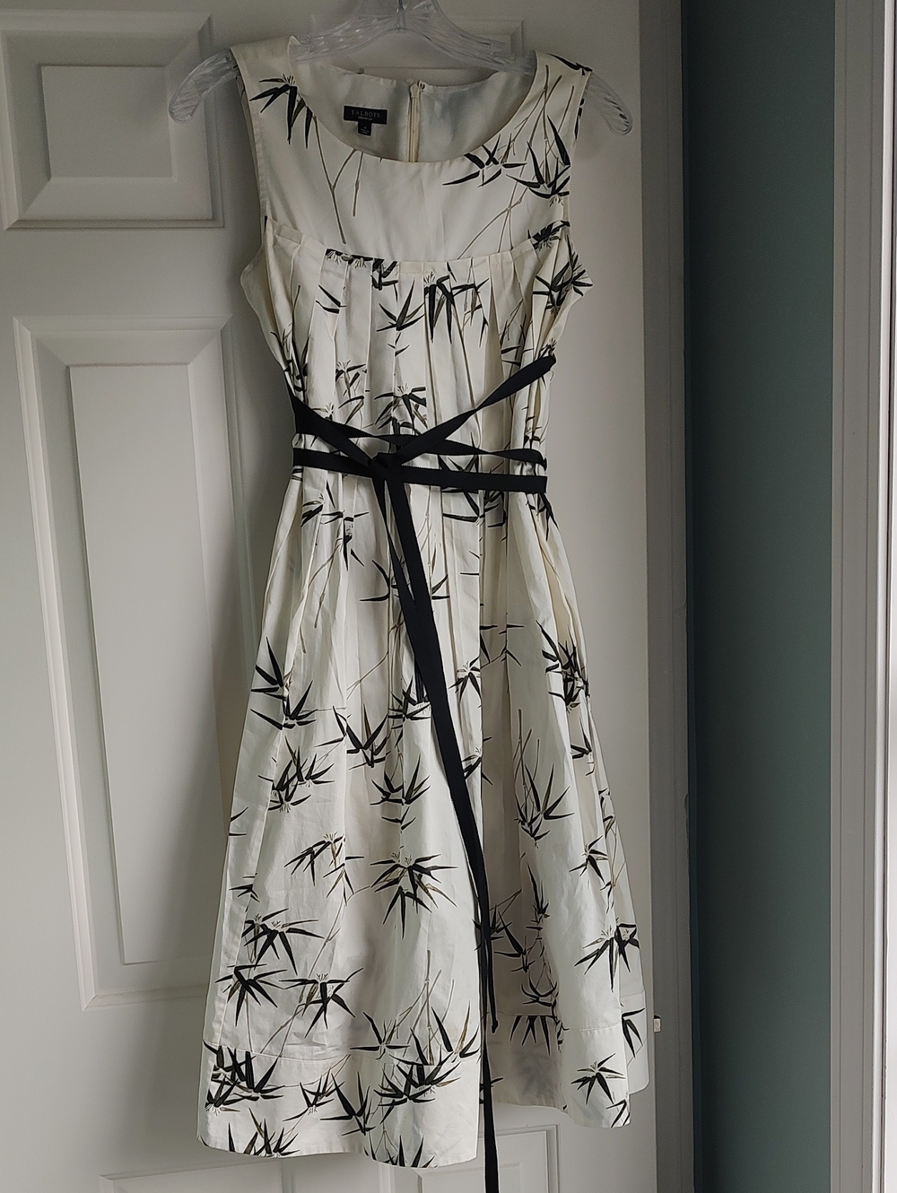 Talbots White Sleeveless Midi Dress with Black Bamboo Print